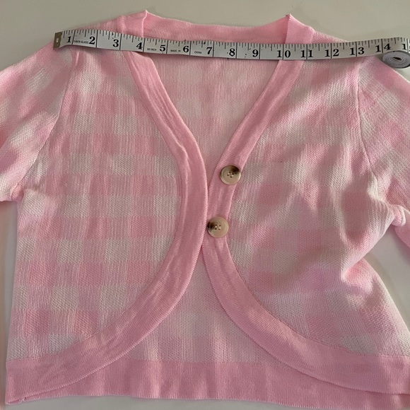 Checkered Cropped Cardigan - Picture 9 of 9